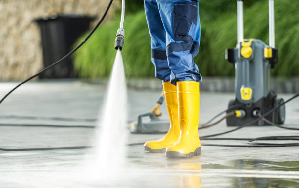 Best Deck Pressure Washing  in Hillsboro, MO
